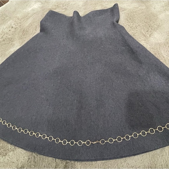 Zara Knit Sweater set of two.Top size is Medium & the knit skirt size is Large. - Picture 6 of 7